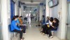 Bệnh viện duy trì hoạt động khám chữa bệnh song song với bảo đảm an toàn cho nhân dân, tránh lây chéo từ người bệnh sang nhân viên y tế