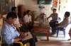 Các điều tra viên tại thôn Cồn Sẻ - xã Quảng Lộc trong ngày đầu ra quân Tổng điều tra