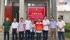 Thị xã Ba Đồn: Bàn giao nhà Đại đoàn kết cho hộ nghèo xã Quảng Lộc