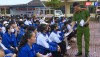 Công an thị xã Ba Đồn phát tờ rơi tuyên truyền phòng chống ma túy cho học sinh