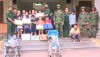 BCH Quân sự thị xã Ba Đồn thăm, tặng quà tại Trung tâm Mái ấm hy vọng thuộc dòng Mến thánh giá Hướng Phương.