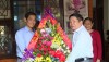 Đồng chí Phó chủ tịch UBND thị xã Ba Đồn thăm và chúc mừng ngày Thầy thuốc Việt Nam 27/2.
