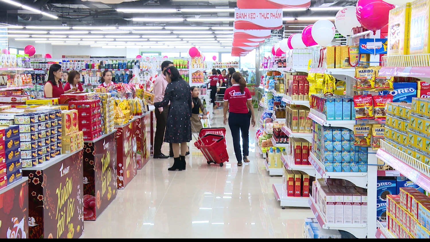 Hàng Việt Nam chất lượng cao tại các siêu thị trên địa bàn