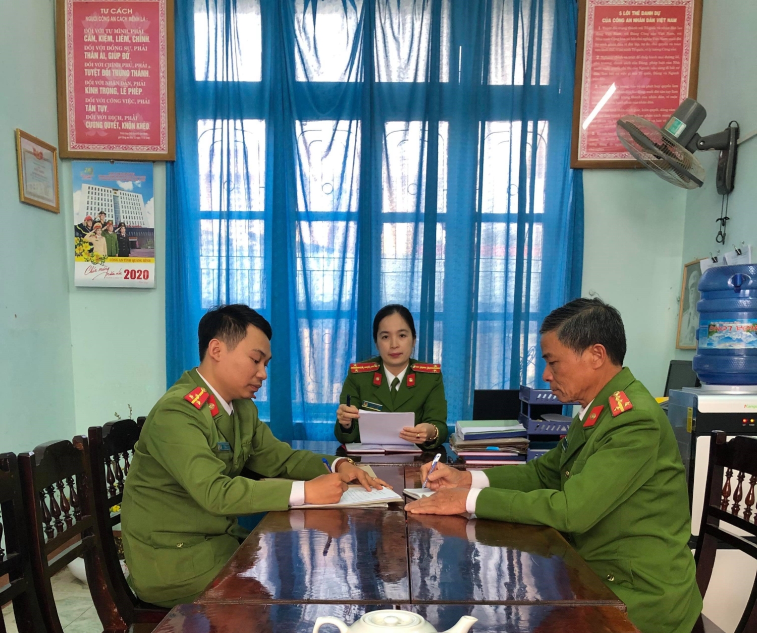 Cuộc họp triển khai nhiệm vụ của công an xã Quảng Hải