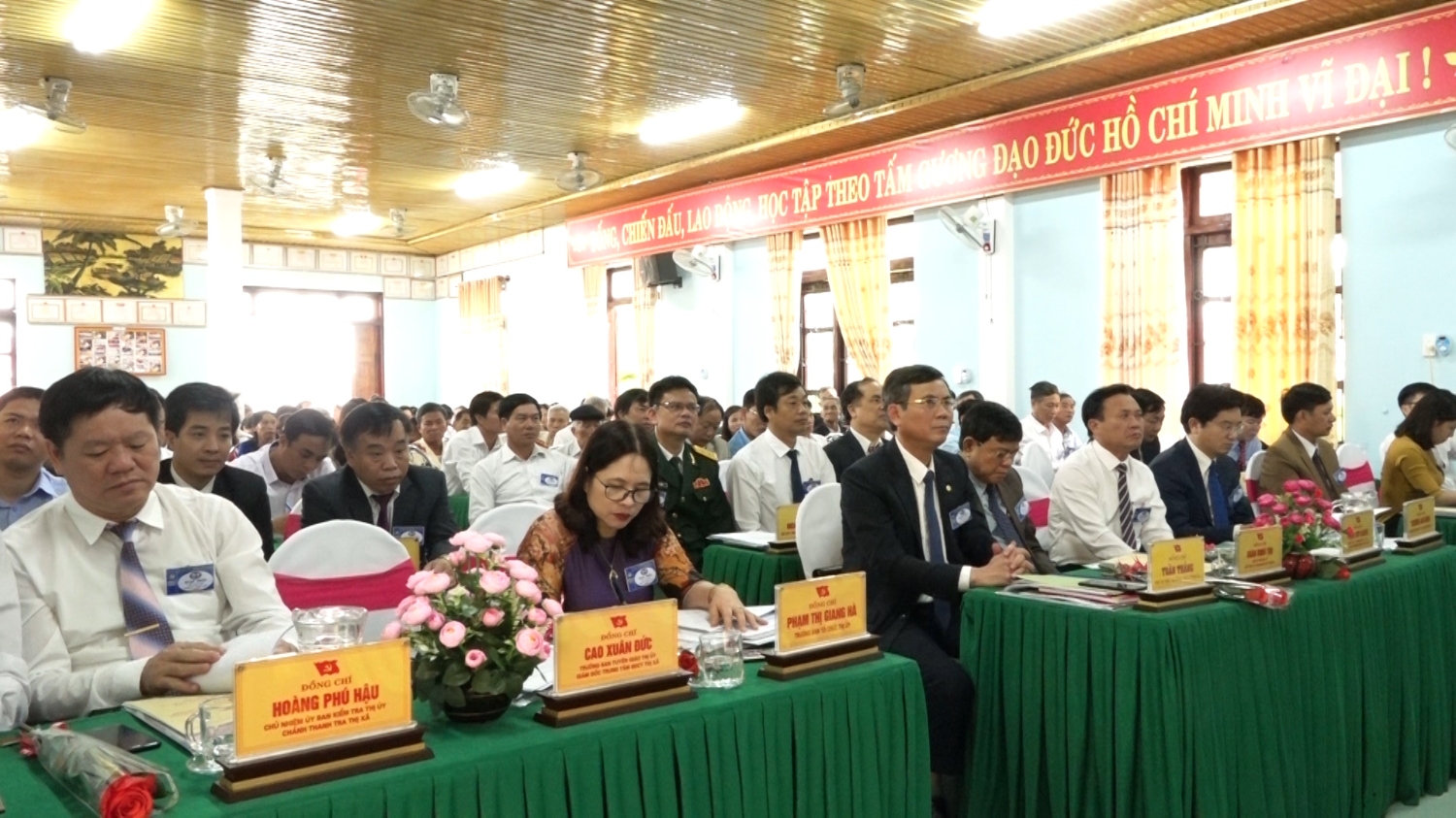 Đại hội điểm Đảng bộ xã Quảng Hải