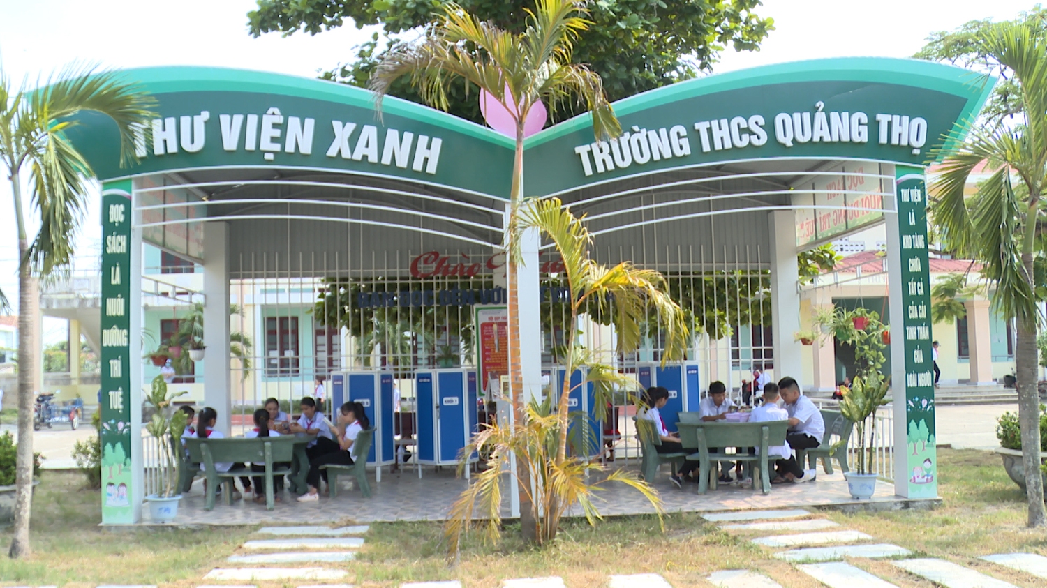Thư viện xanh ở trường THCS Quảng Thọ