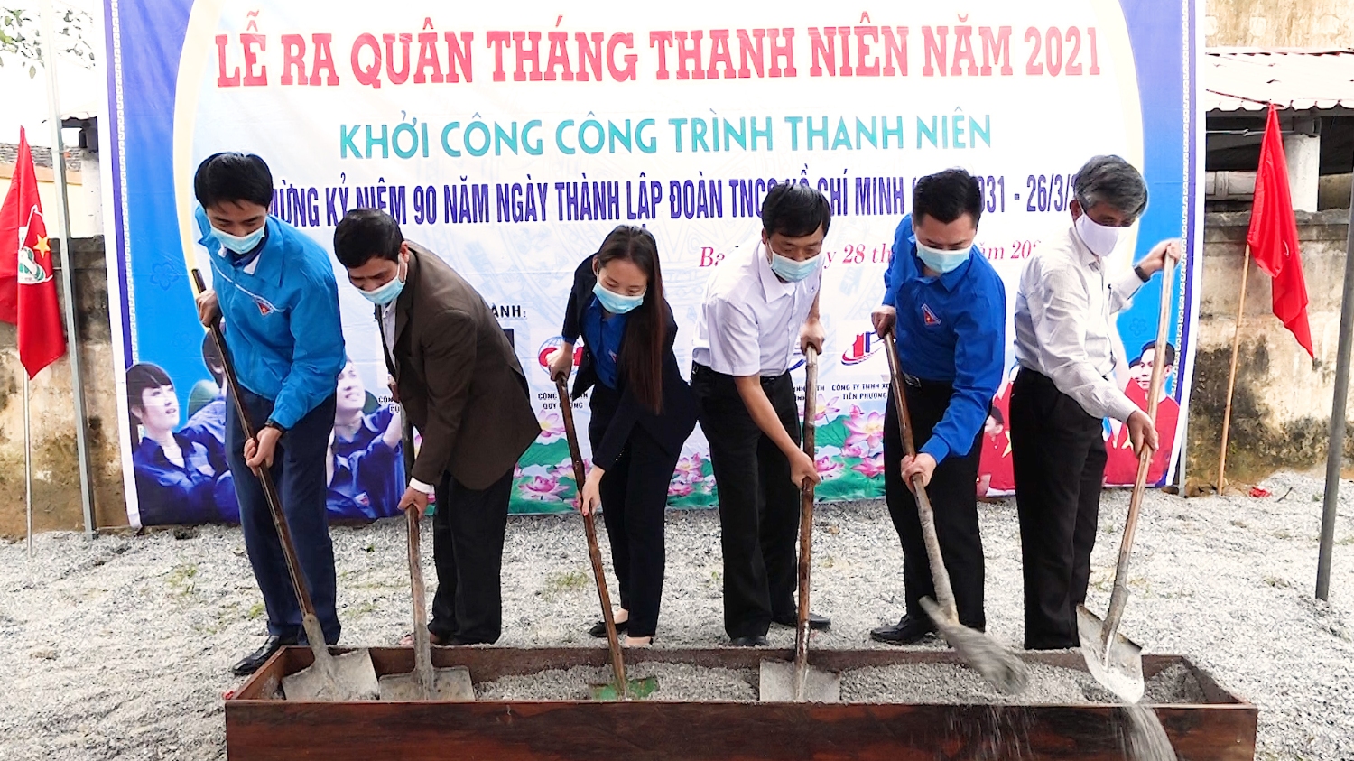 Xây dựng khuôn viên njghĩa trang liệt sỹ xã Quảng Lộc