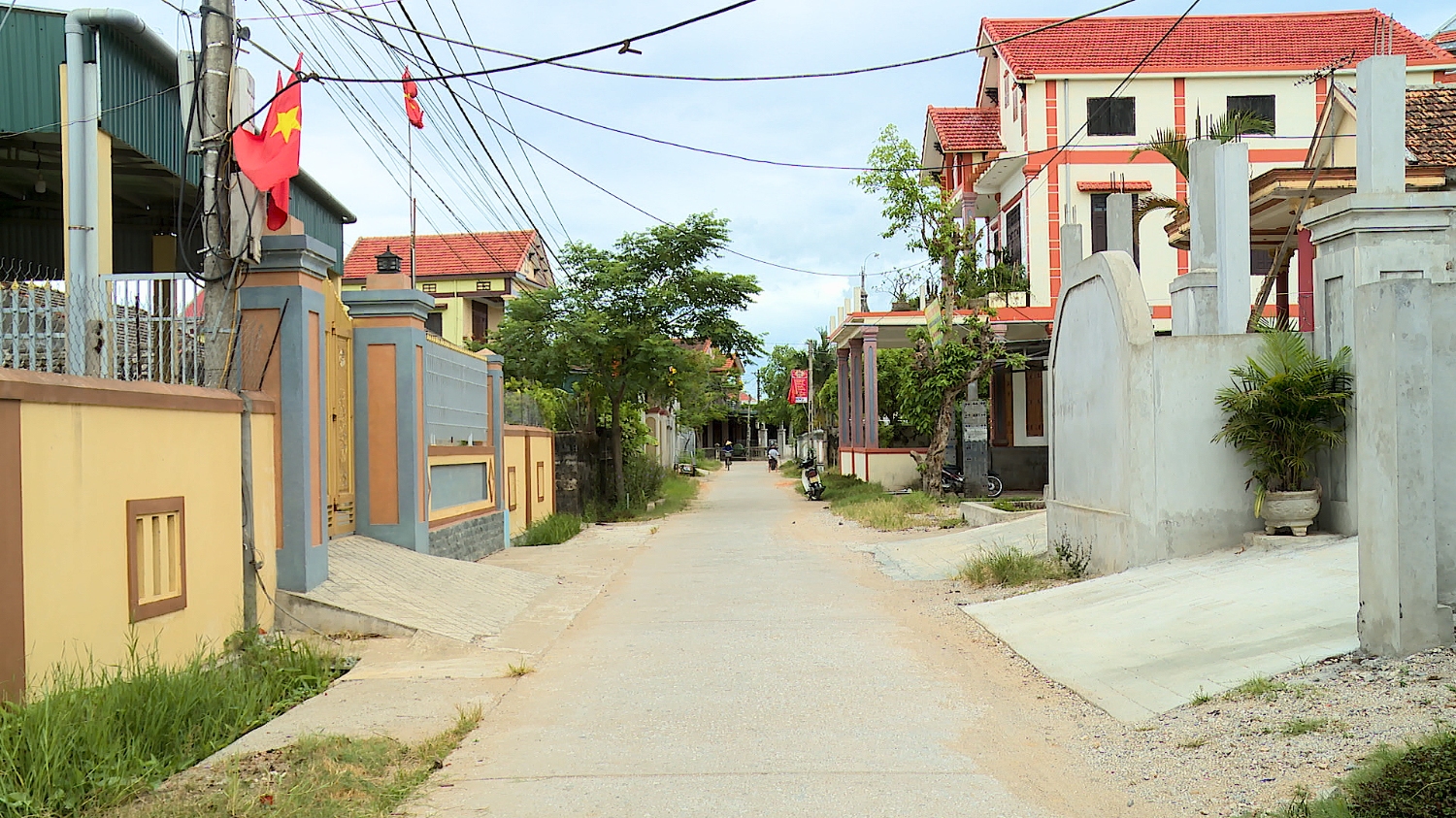 Một tuyến đường ở thôn Vĩnh Phước, xã Quảng Lộc