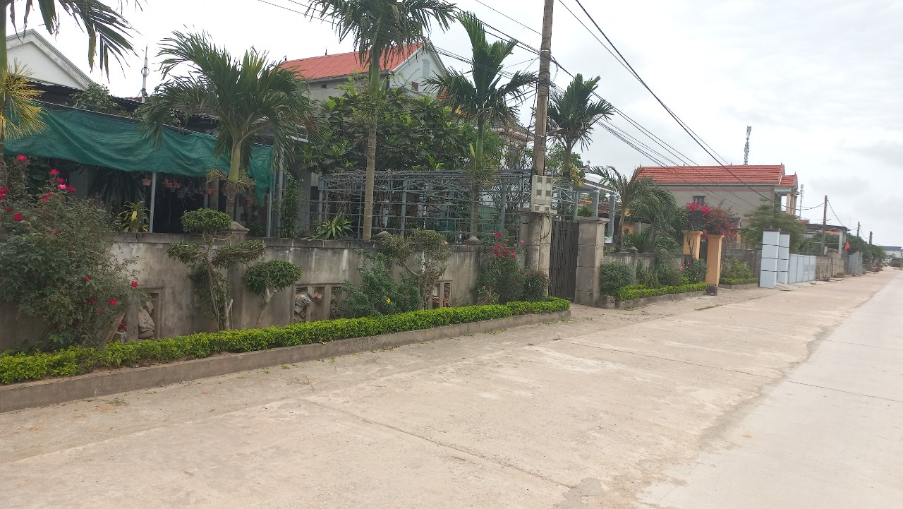 Đoạn đường kiểu mẫu tại xã Quảng Hải thực hiện xây dựng Nông thôn mới nâng cao