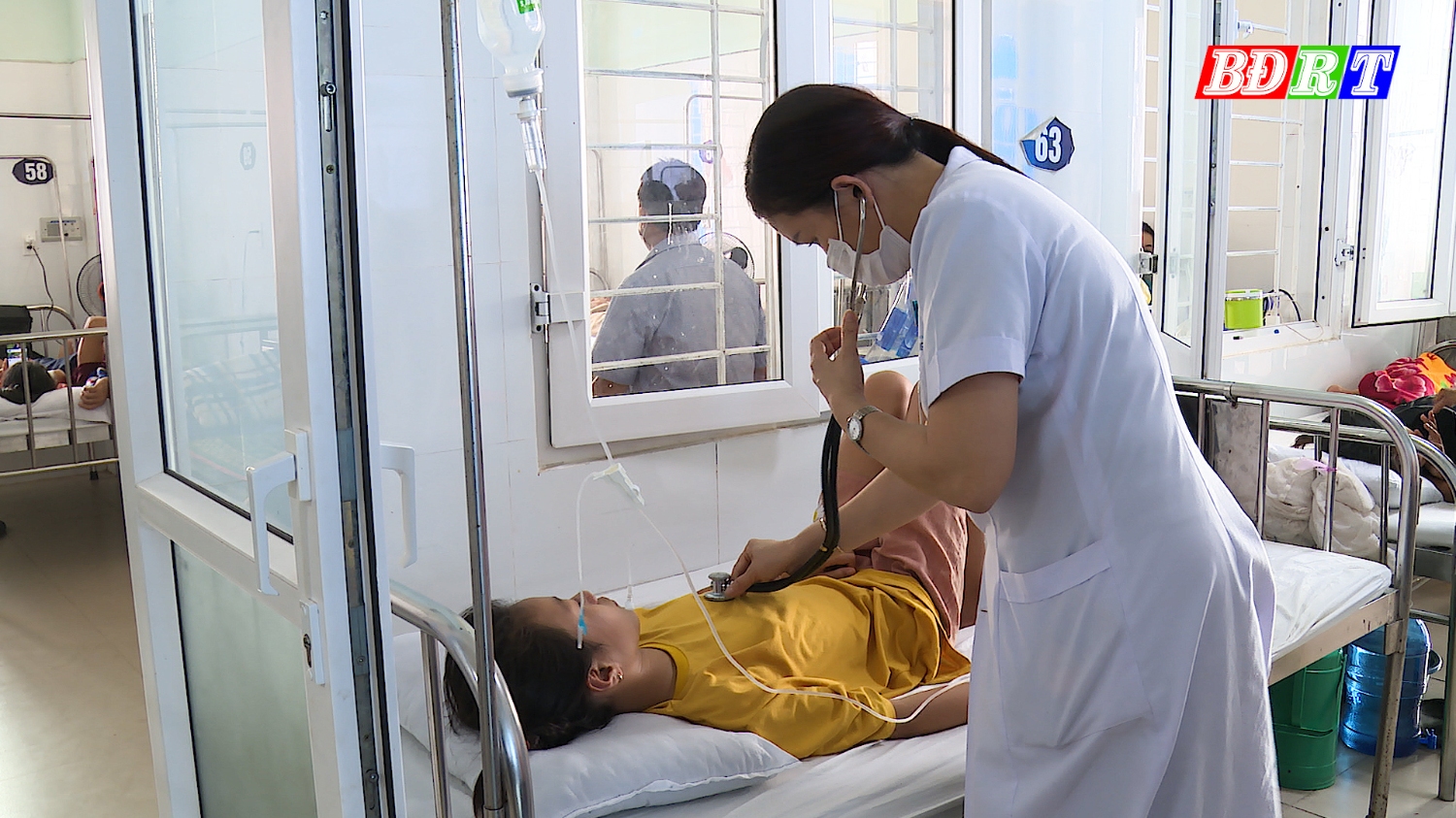 Bệnh viện đa khoa KVBQB chăm sóc sức khỏe cho các bệnh nhân (1)