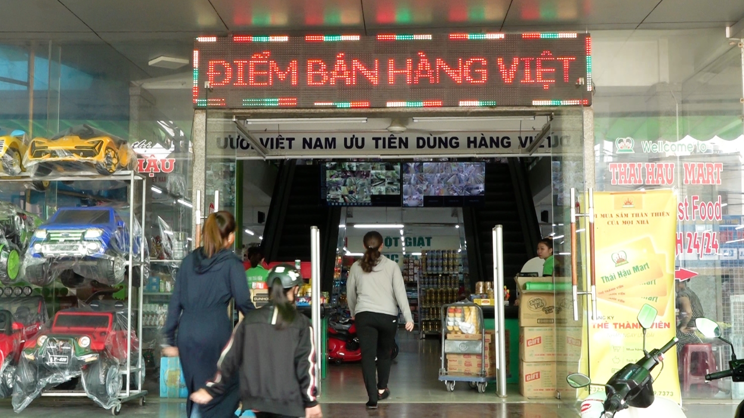 Siêu thị Thái Hậu thực hiện có hiệu quả cuộc vận động “Người Việt Nam ưu tiên dùng hàng Việt Nam”