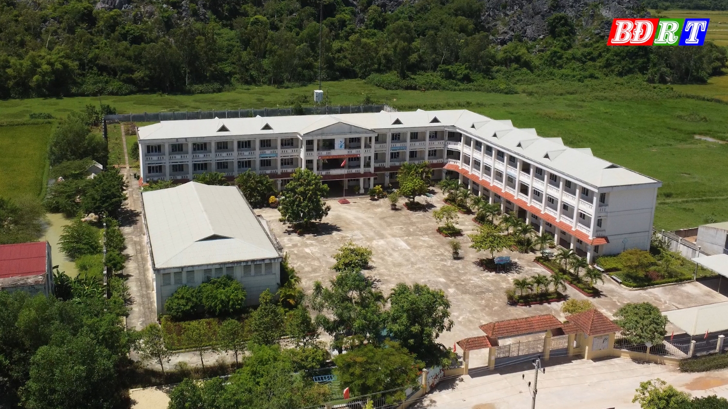 Trường tiểu học Quảng Tiên