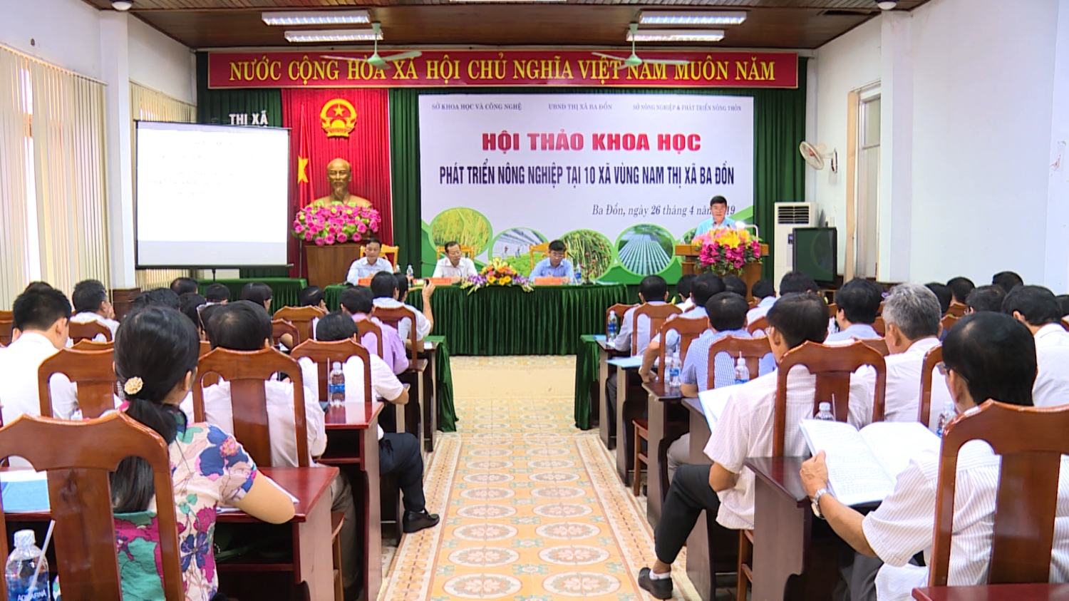 Hội thảo khoa học “Phát triển nông nghiệp tại  10 xã vùng Nam thị xã Ba Đồn”.