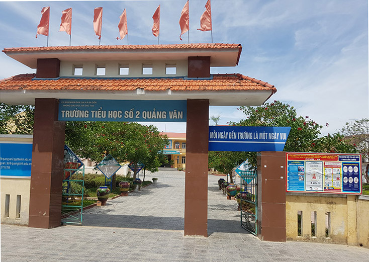 Trường tiểu học số 2 Quảng Văn (thị xã Ba Đồn), nơi bà Đinh Thị Phương Nhạn công tác