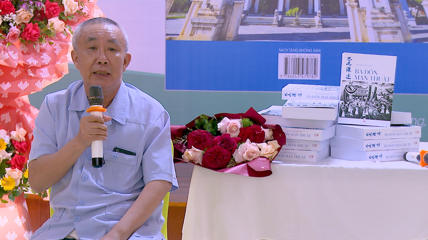 Nhà văn Nguyễn Quang Lập giới thiệu về cuốn Ba Đồn Mạn thuật