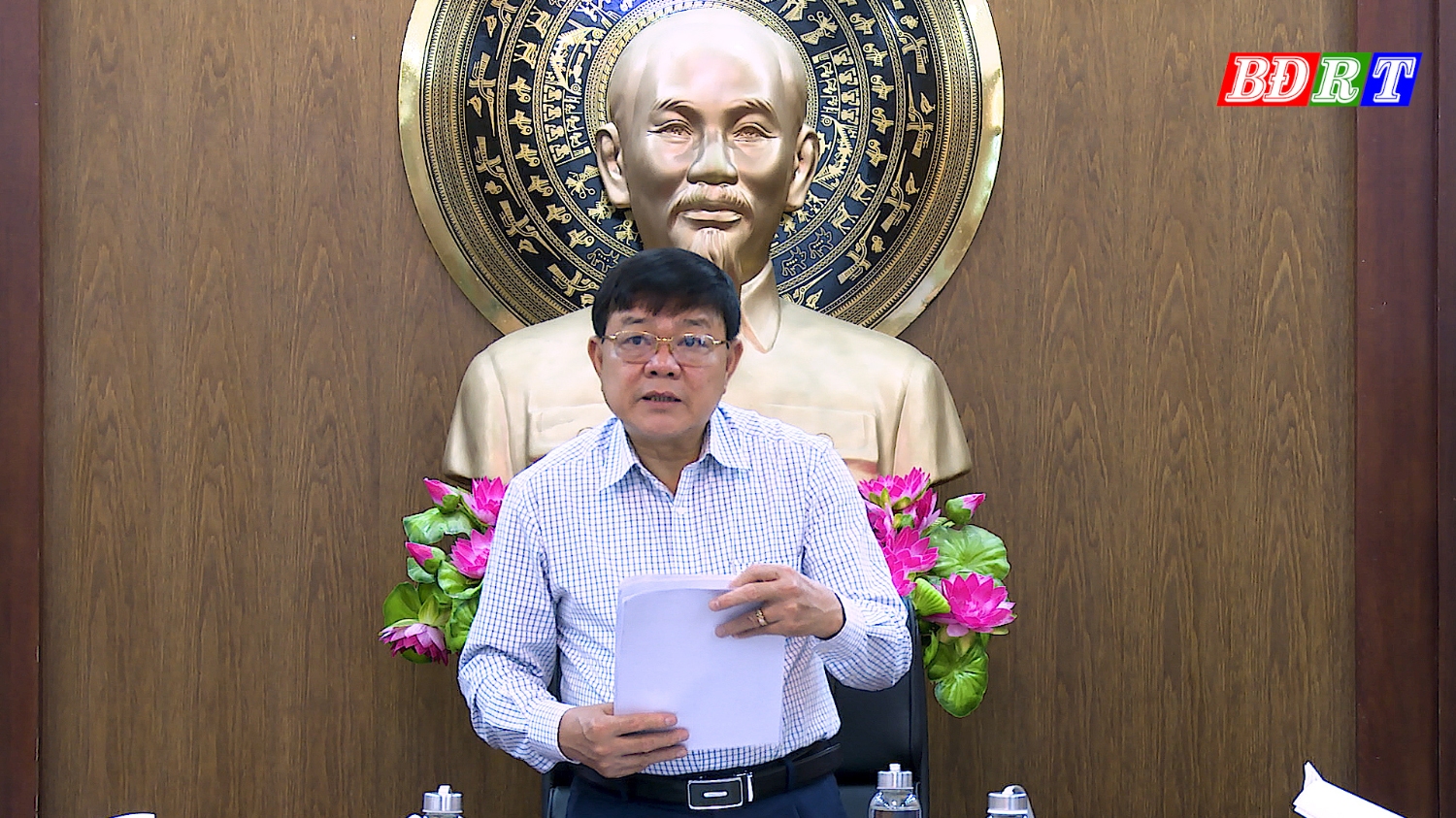 Đồng chí Đoàn Minh Thọ Phó Bí thư Thị ủy, Chủ tịch UBND thị xã phát biểu chỉ đạo tại hội nghị