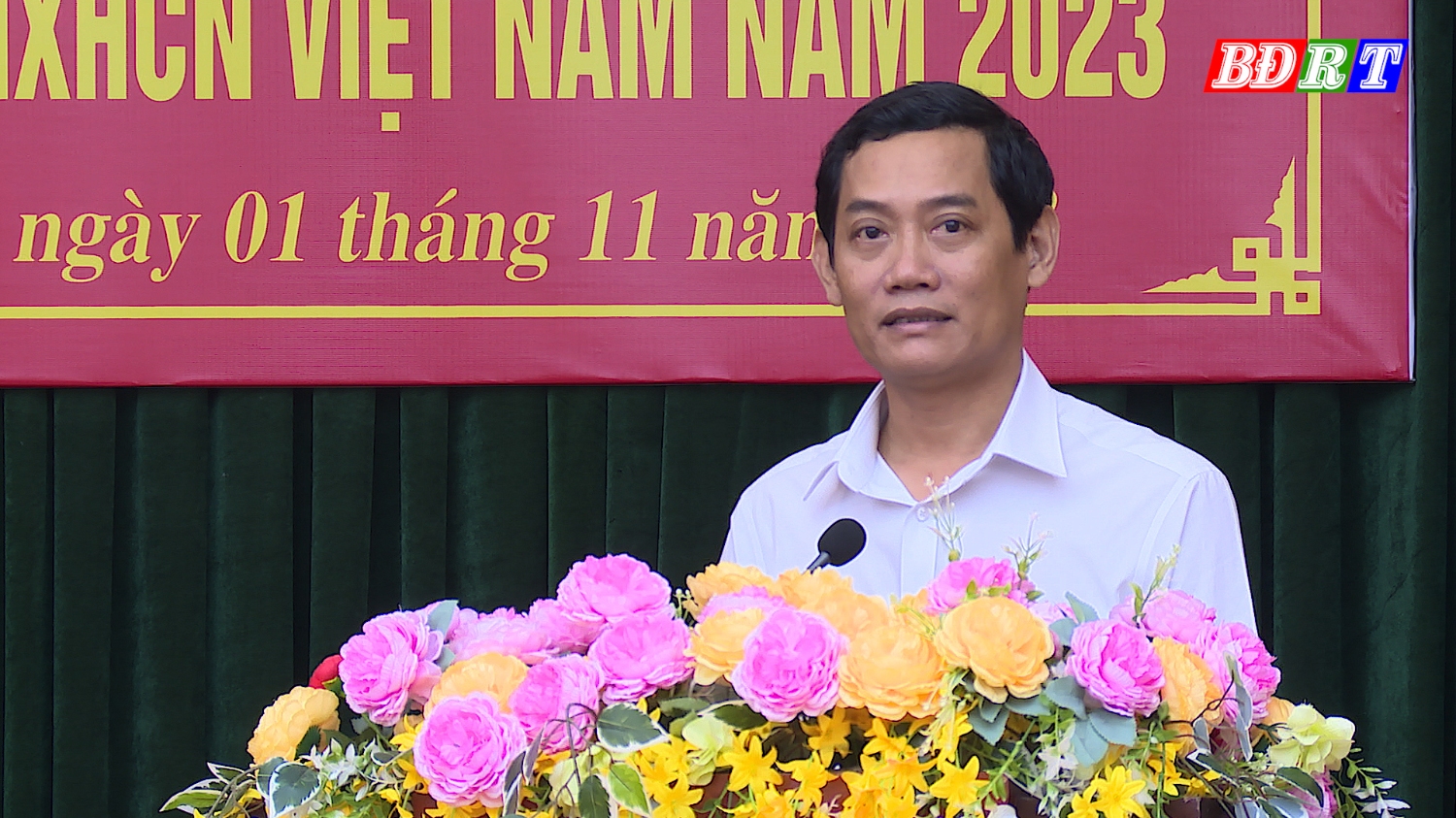 Đồng chí Nguyễn Văn Tình – PCT UBND thị xã, Chủ tịch Hội đồng PBGDPL thị xã phát biểu chỉ đạo tại hội nghị