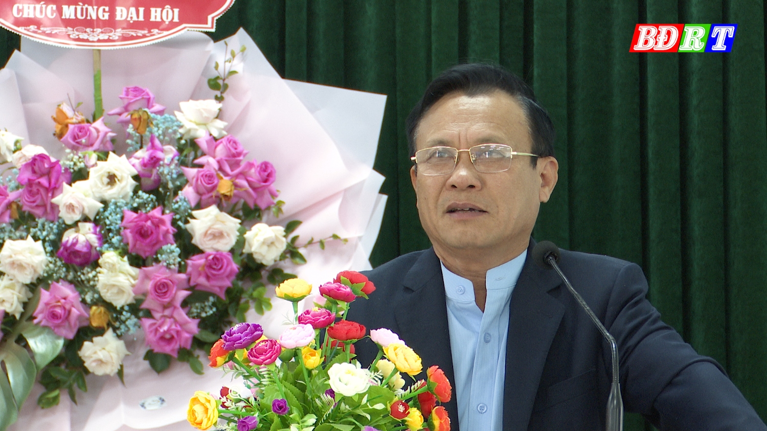 Đồng chí Phạm Duy Quang, PBT Thường trực Thị ủy, Chủ tịch HĐND thị xã phát biểu tại buổi làm việc