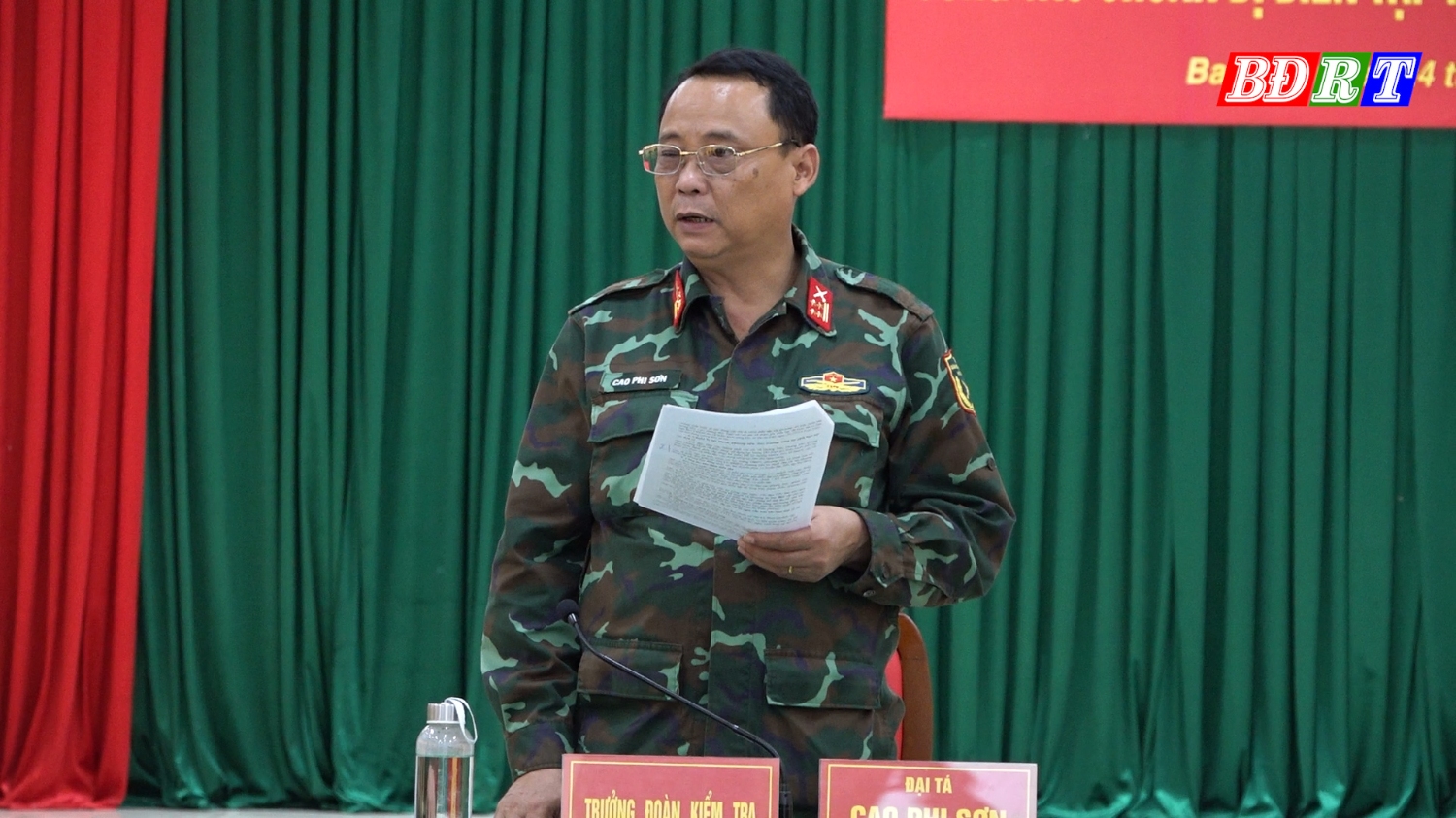Đại tá Cao Phi Sơn Phó Chỉ huy trưởng Bộ CHQS tỉnh, thành viên BCĐ diễn tập phát biểu chỉ đạo hội nghị