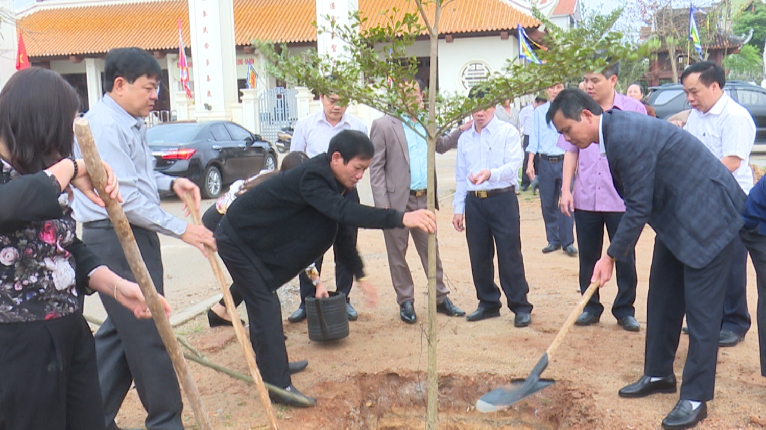 Thị xã Ba Đồn tổ chức Tết trồng cây nhân dịp Xuân Kỷ Hợi 2019