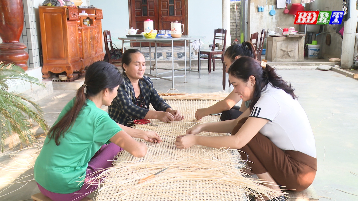 Các ngành nghề tiểu thủ công nghiệp được duy trì, phát triển, tạo việc làm, nâng cao thu nhập cho lao động tại địa phương