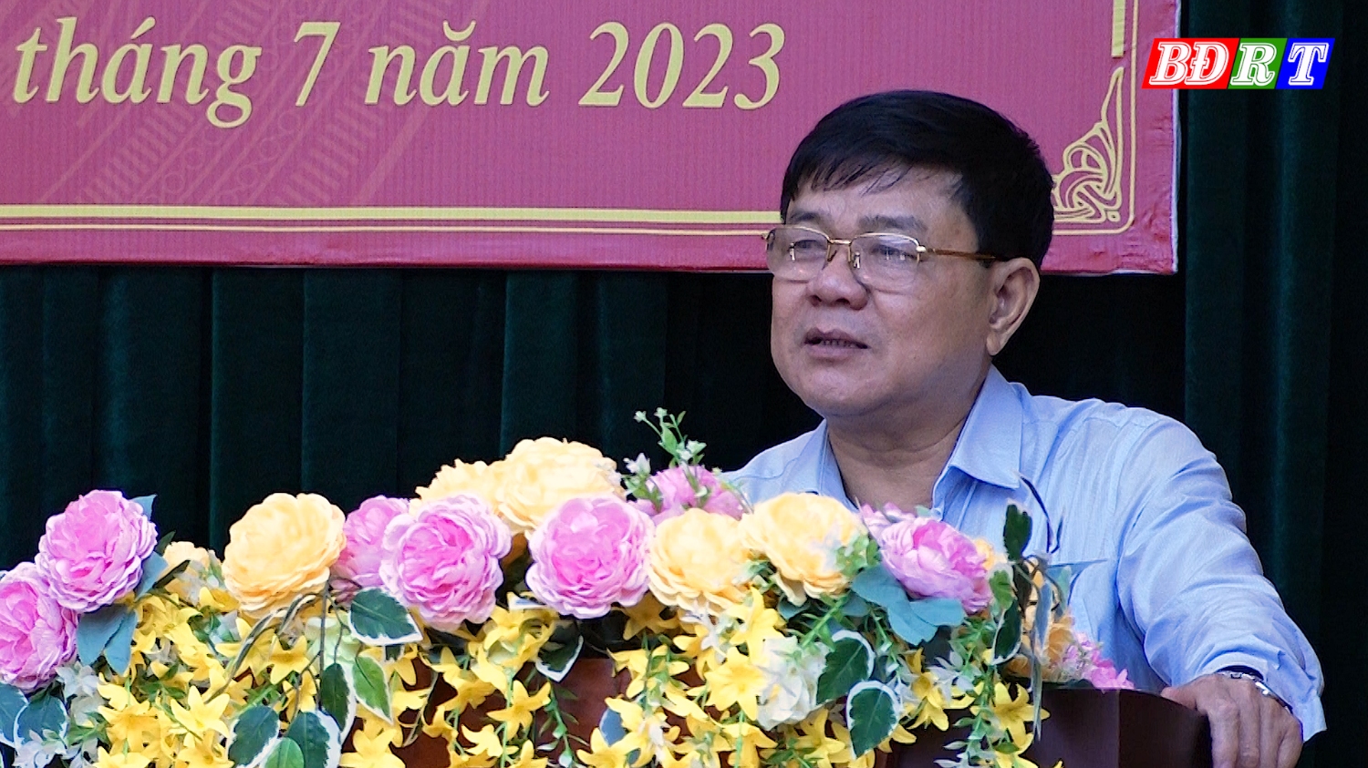 Đồng chí Đoàn Minh Thọ, Chủ tịch UBND thị xã kết luận hội nghị