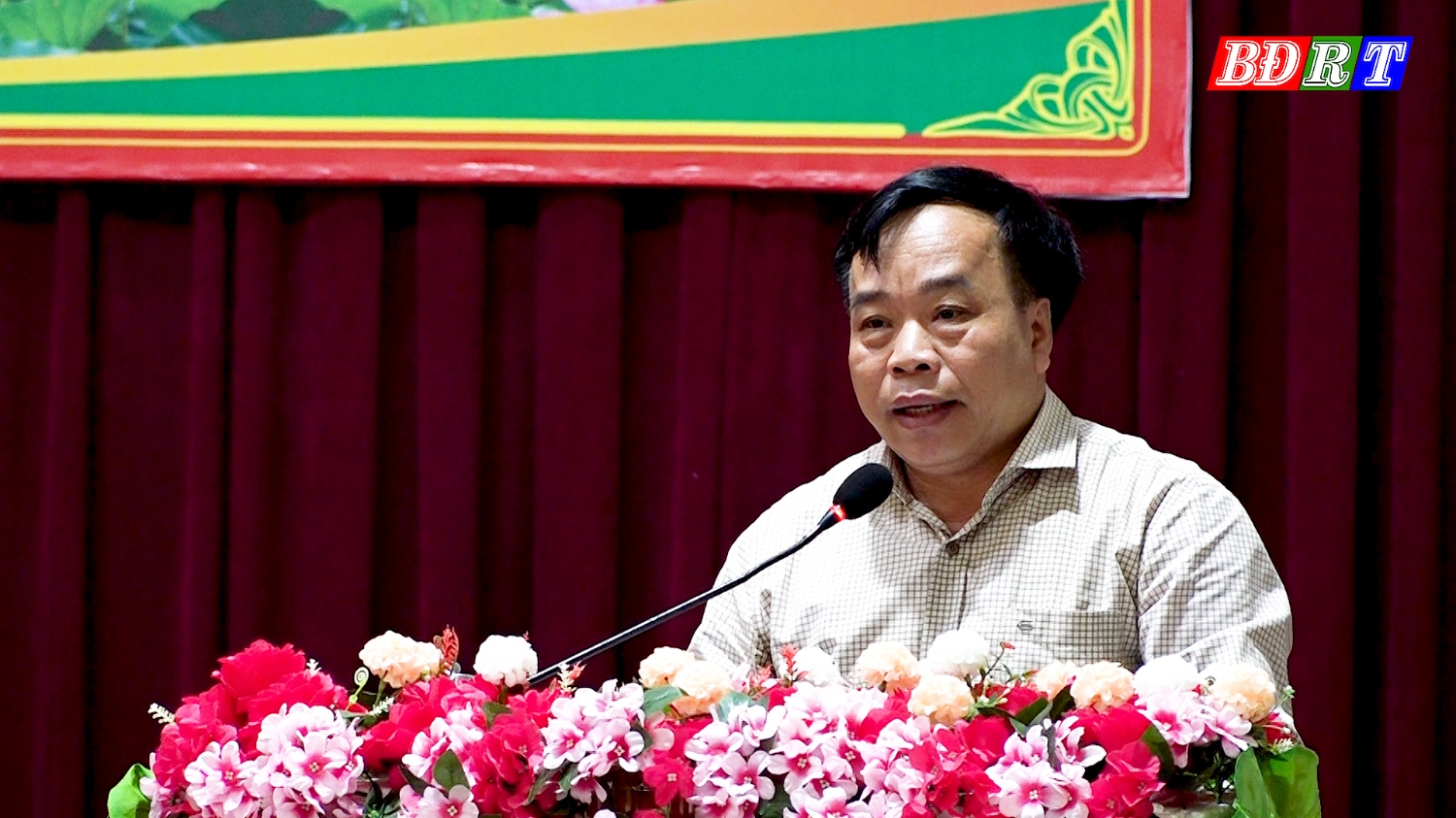 Đồng chí Mai Tất Thắng UVTV Thị ủy PCT HĐND thị xã phát biểu kết luận hội nghị Copy