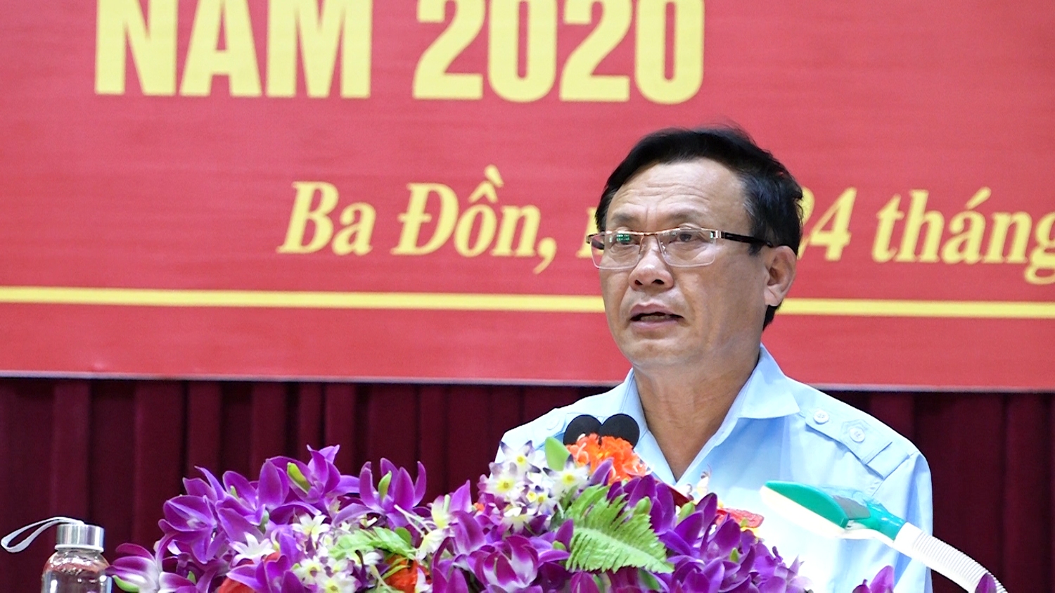 Đồng chí Phạm Duy Quang Phó Bí thư thường trực Thị ủy, Chủ tịch HĐND thị xã Ba Đồn phát biểu tại hội nghị
