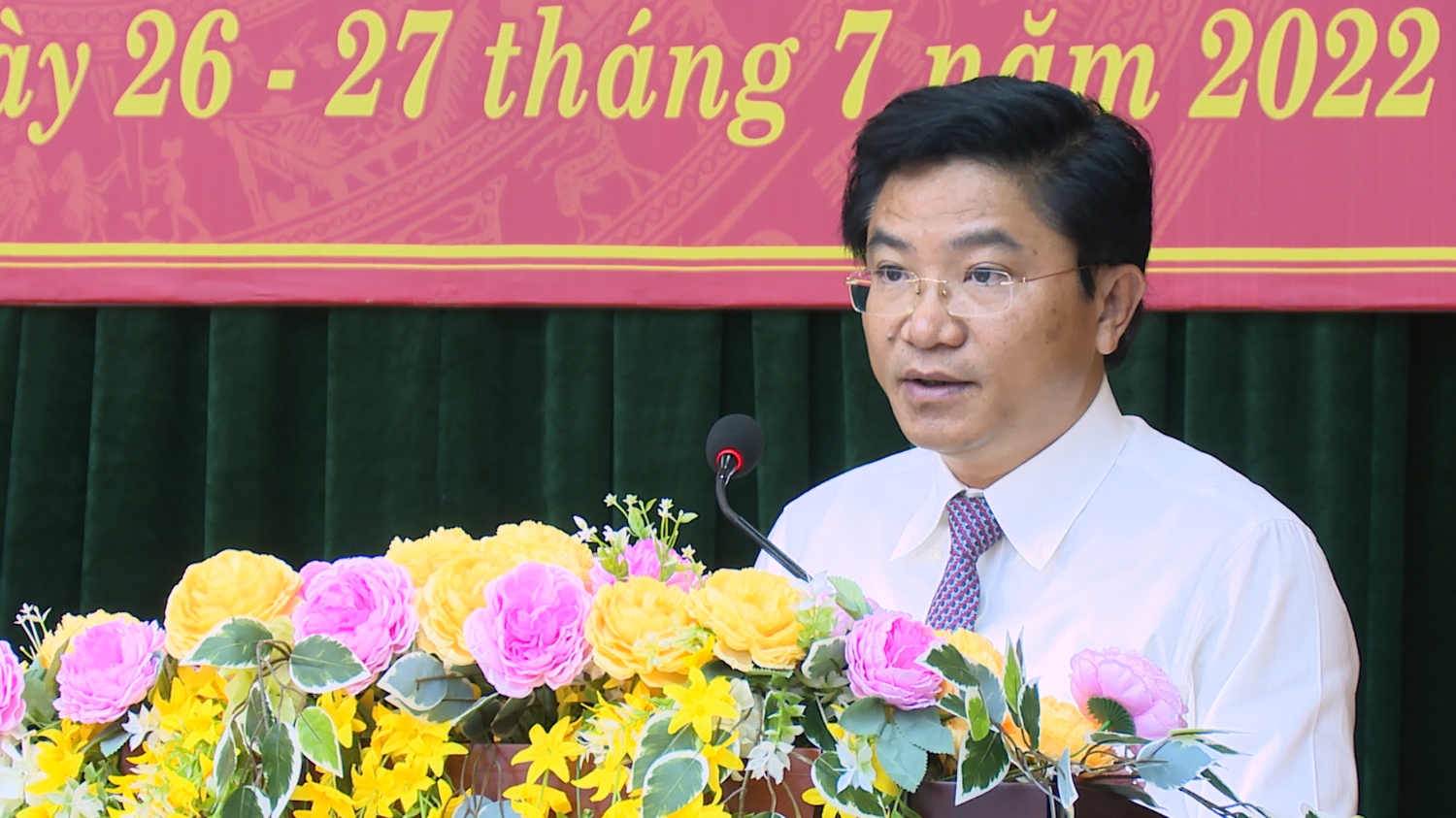 Đồng chí Trương An Ninh UVTV Tỉnh ủy Bí thư Thị ủy phát biểu tại kỳ họp (1)