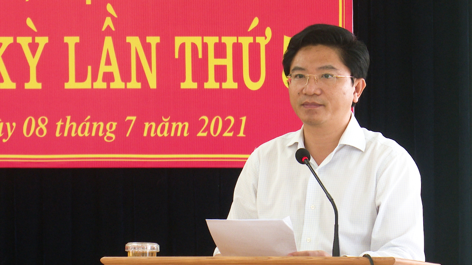 Đồng chí Trương An Ninh UVTV Tỉnh ủy Bí thư Thị ủy phát biểu kết luận bế mạc hội nghị