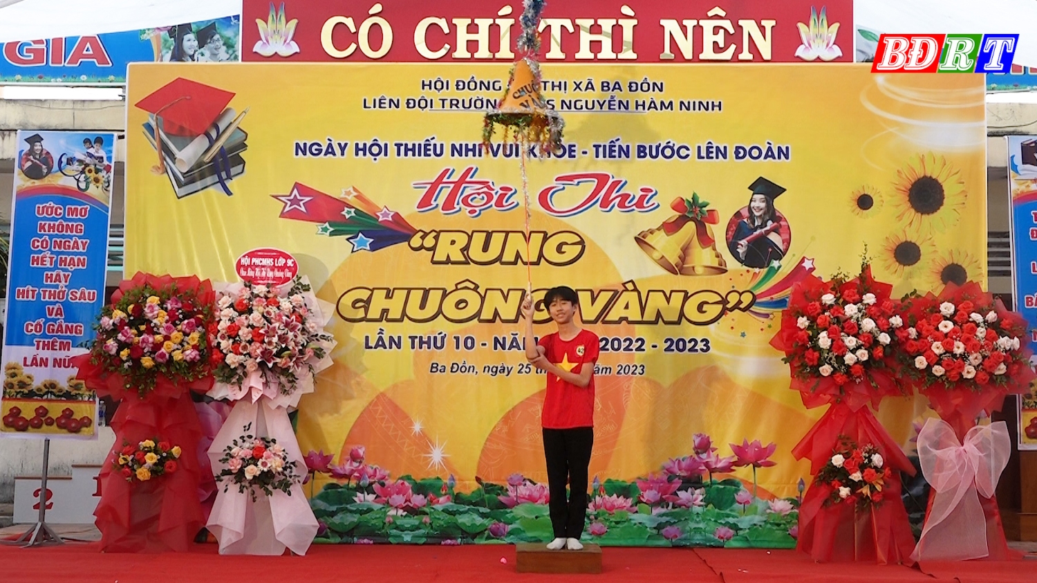 em Nguyễn Lê Anh, học sinh lớp 7A xuất sắc Rung được chuông vàng và giành giải Nhất