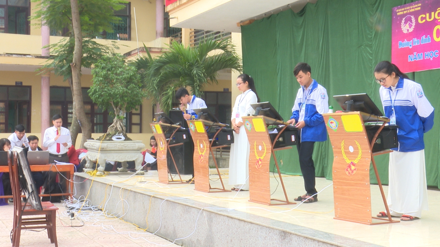 Trường THPT Lê Hồng Phong tổ chức cuộc thi OLYMPIA năm học 2018-2019