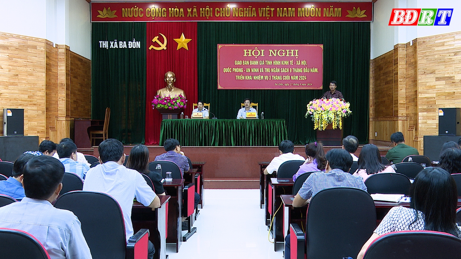 Quang cảnh hội nghị Giao ban thực hiện nhiệm vụ kinh tế xã hội và thu ngân sách 9 tháng năm 2024