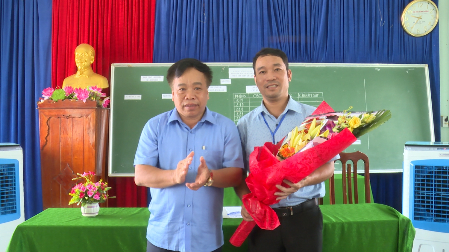 Lãnh đạo thị xã Ba Đồn thăm Hội đồng thi Trung học Phổ thông Quốc gia năm 2019.