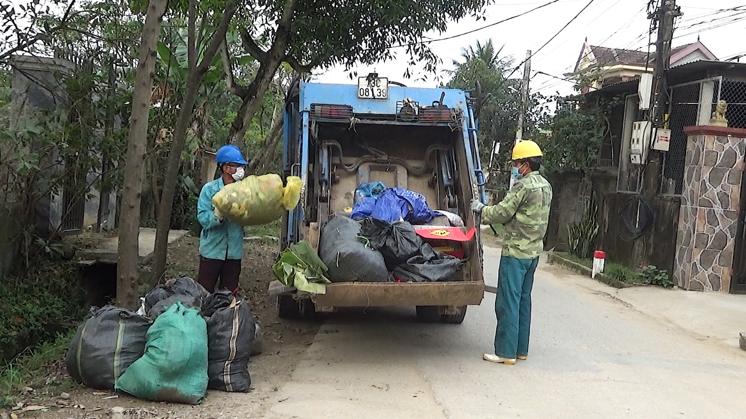 Thị xã Ba Đồn đẩy mạnh công tác thu gom, phân loại chất thải sinh hoạt ngay tại cơ sở.