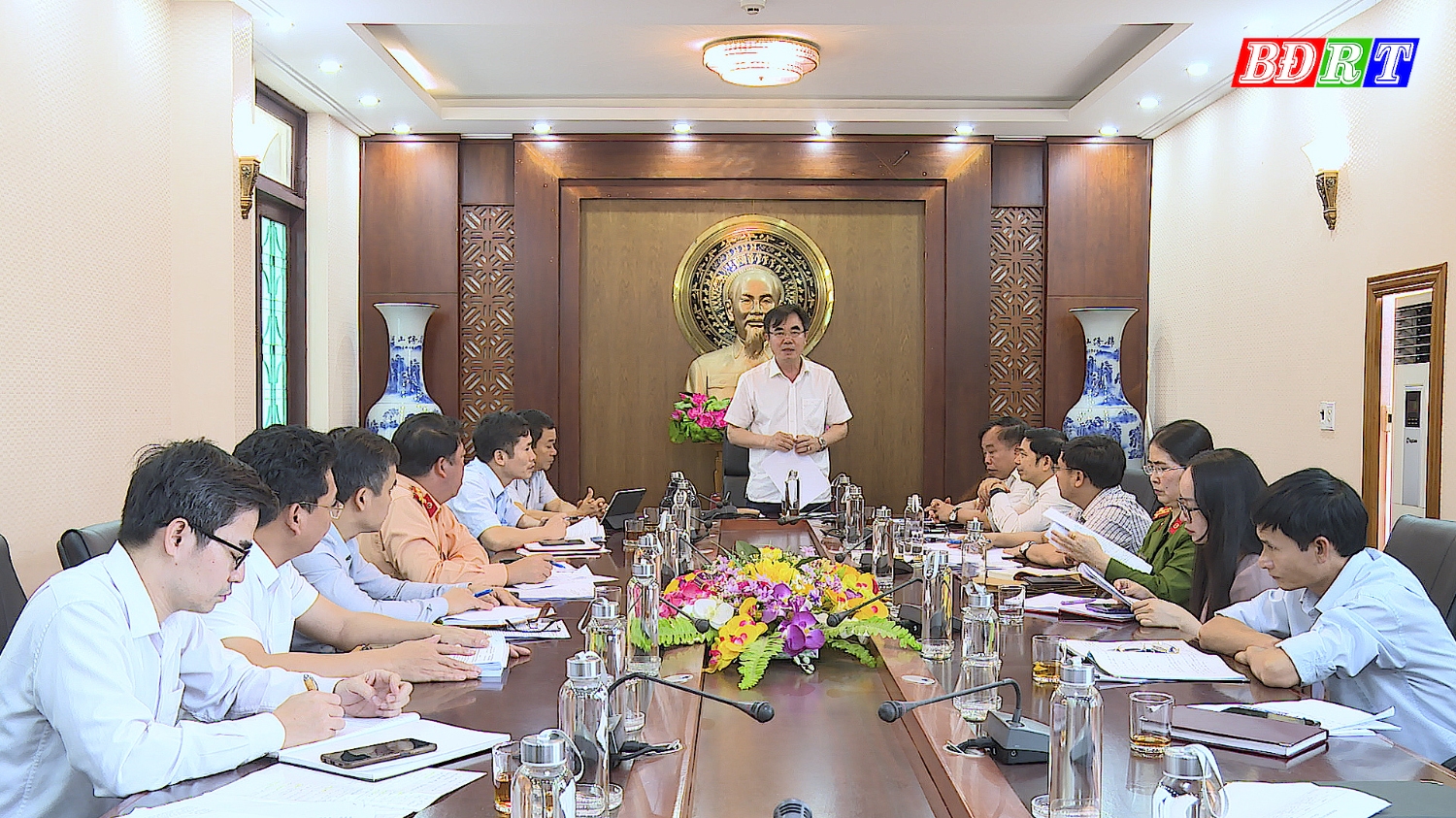 Ông Nguyễn Lương Bình –UVTV Tỉnh ủy- Trưởng Ban Nội chính Tỉnh ủy-Trưởng Ban Pháp chế HĐND tỉnh phát biểu tại buổi làm việc.