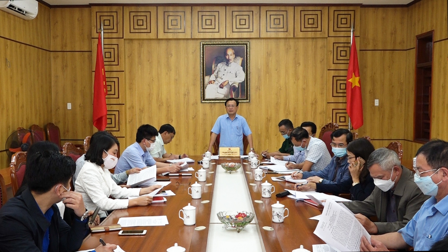 Đồng chí Phạm Duy Quang - Phó Bí thư Thường trực Thị ủy- Chủ tịch HĐND thị xã Ba Đồn phát biểu kết luận tại hội nghị giao ban.