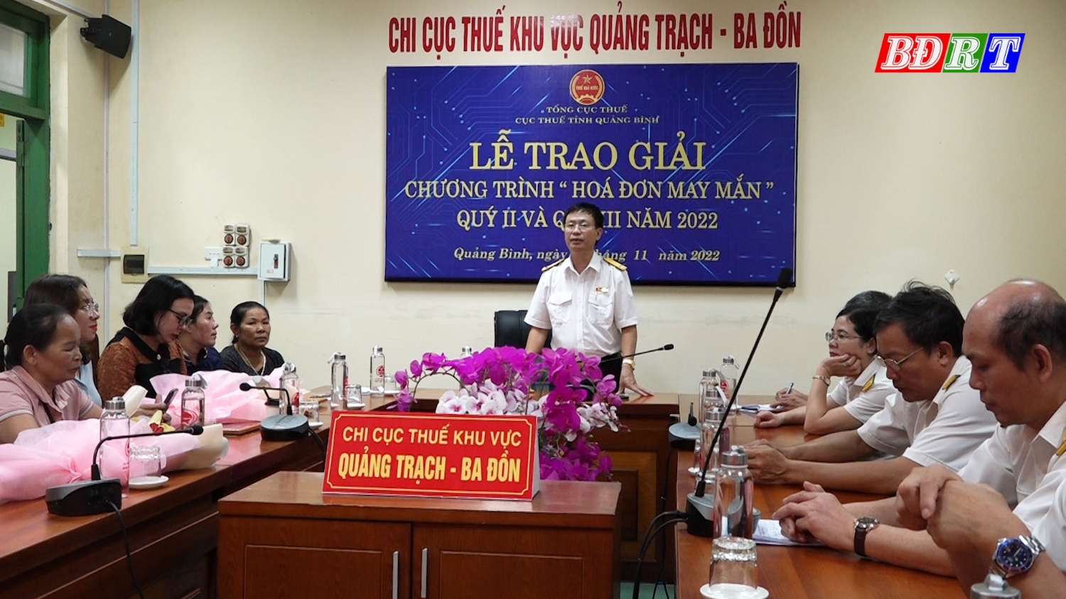 Toàn cảnh lễ trao giải chương trình Hóa đơn may mắn tại chi cục Thuế khu vực Quảng Trạch Ba Đồn