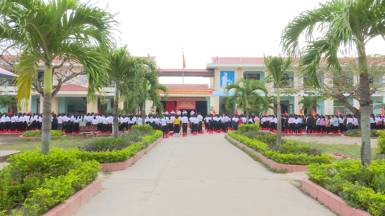Toàn cảnh tựu trường THCS Quảng Thọ.