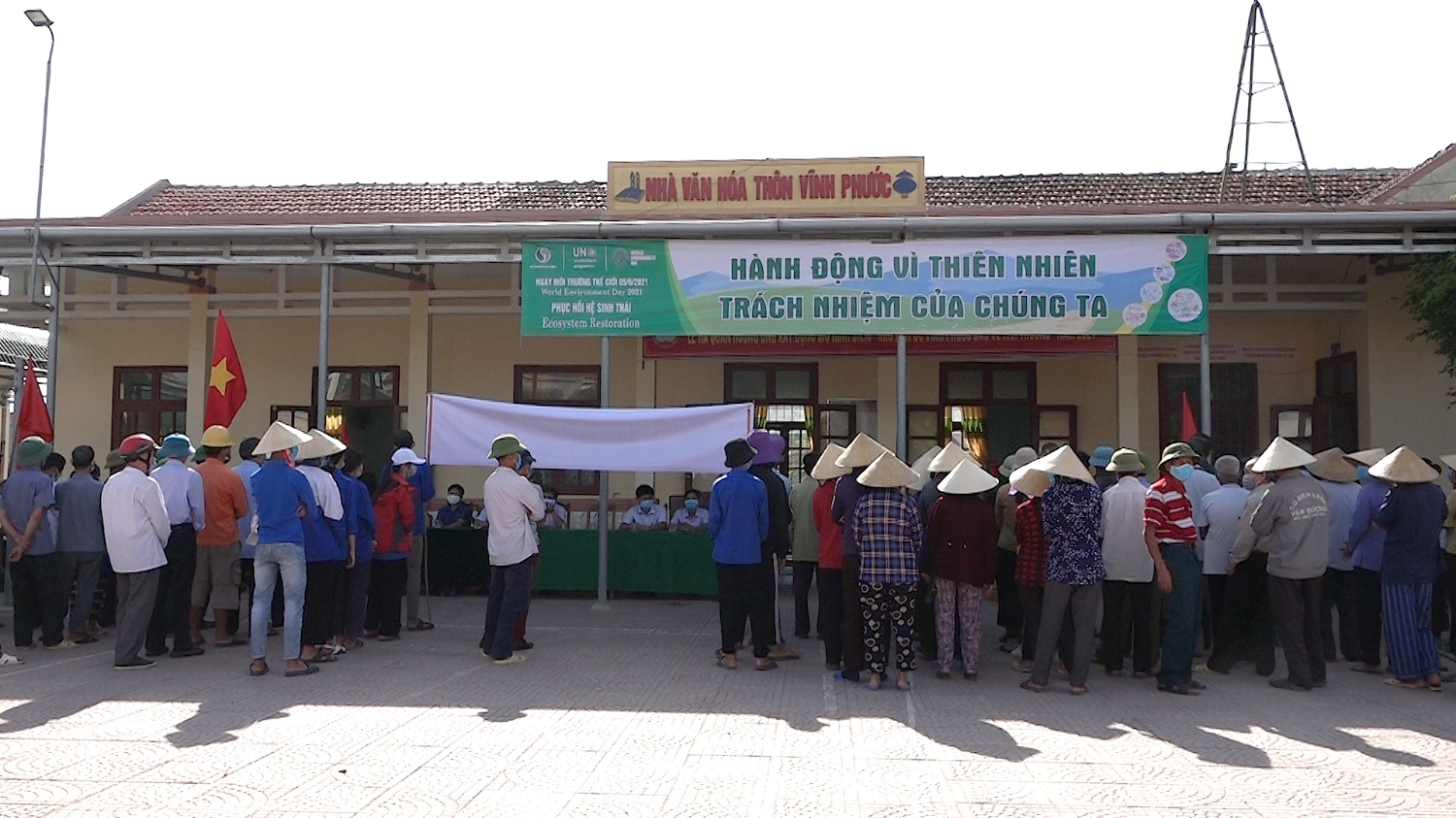 Triển khai xây dựng mô hình điểm cấp tỉnh về “Khu dân cư chung tay bảo vệ môi trường” tại thôn Vĩnh Phước.